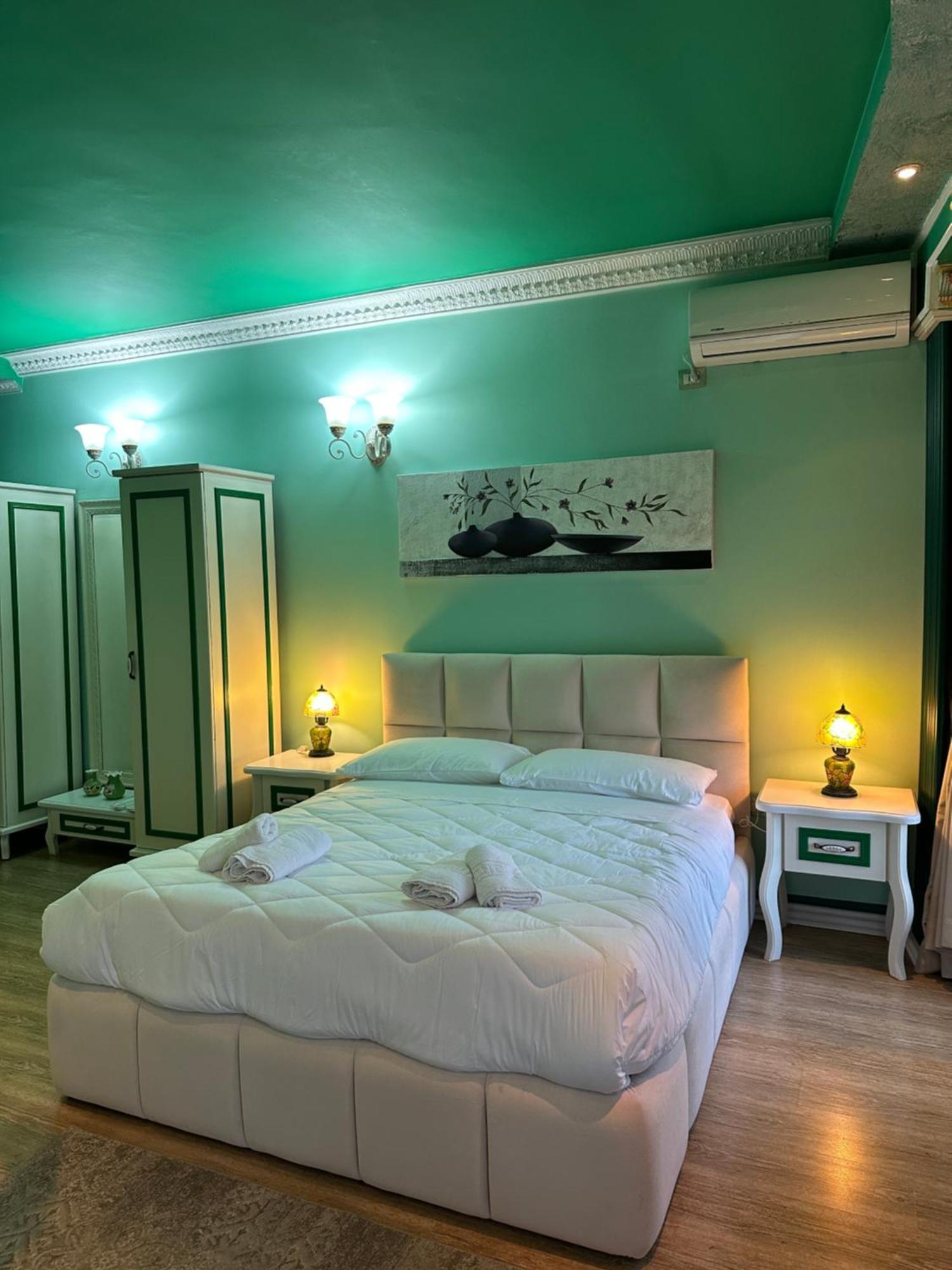 Hotel Boutique Vila Fernando Tirana Eksteriør billede