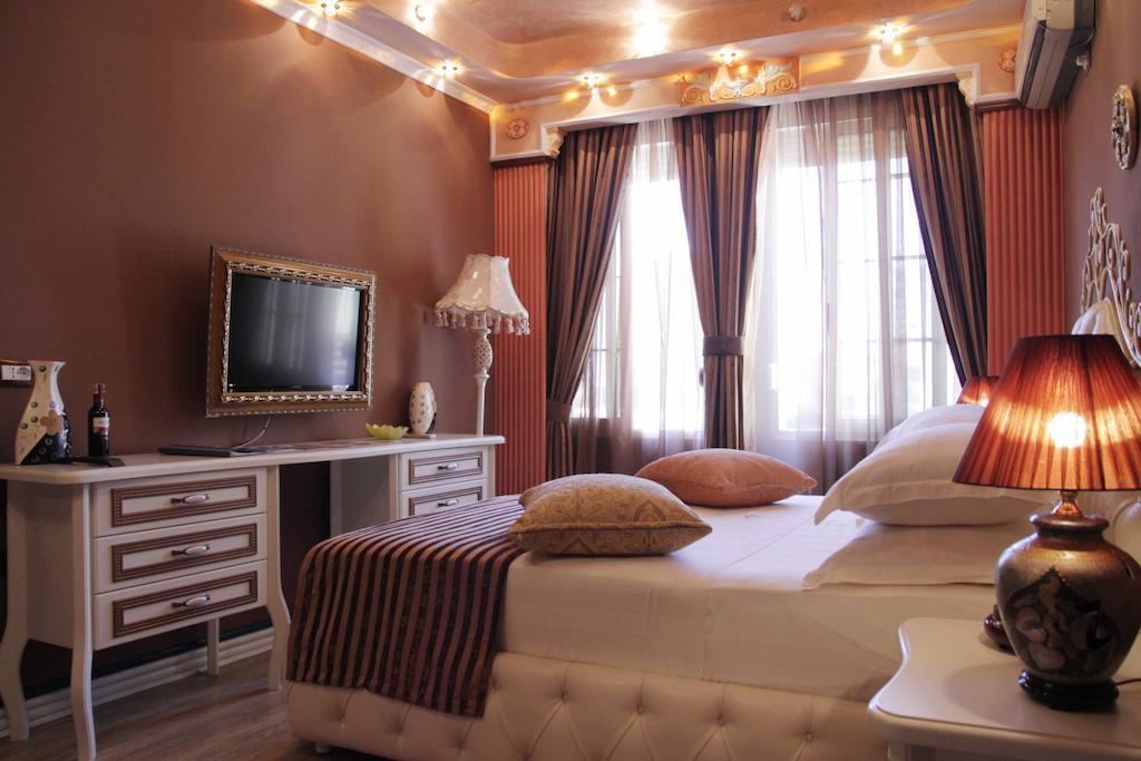 Hotel Boutique Vila Fernando Tirana Værelse billede